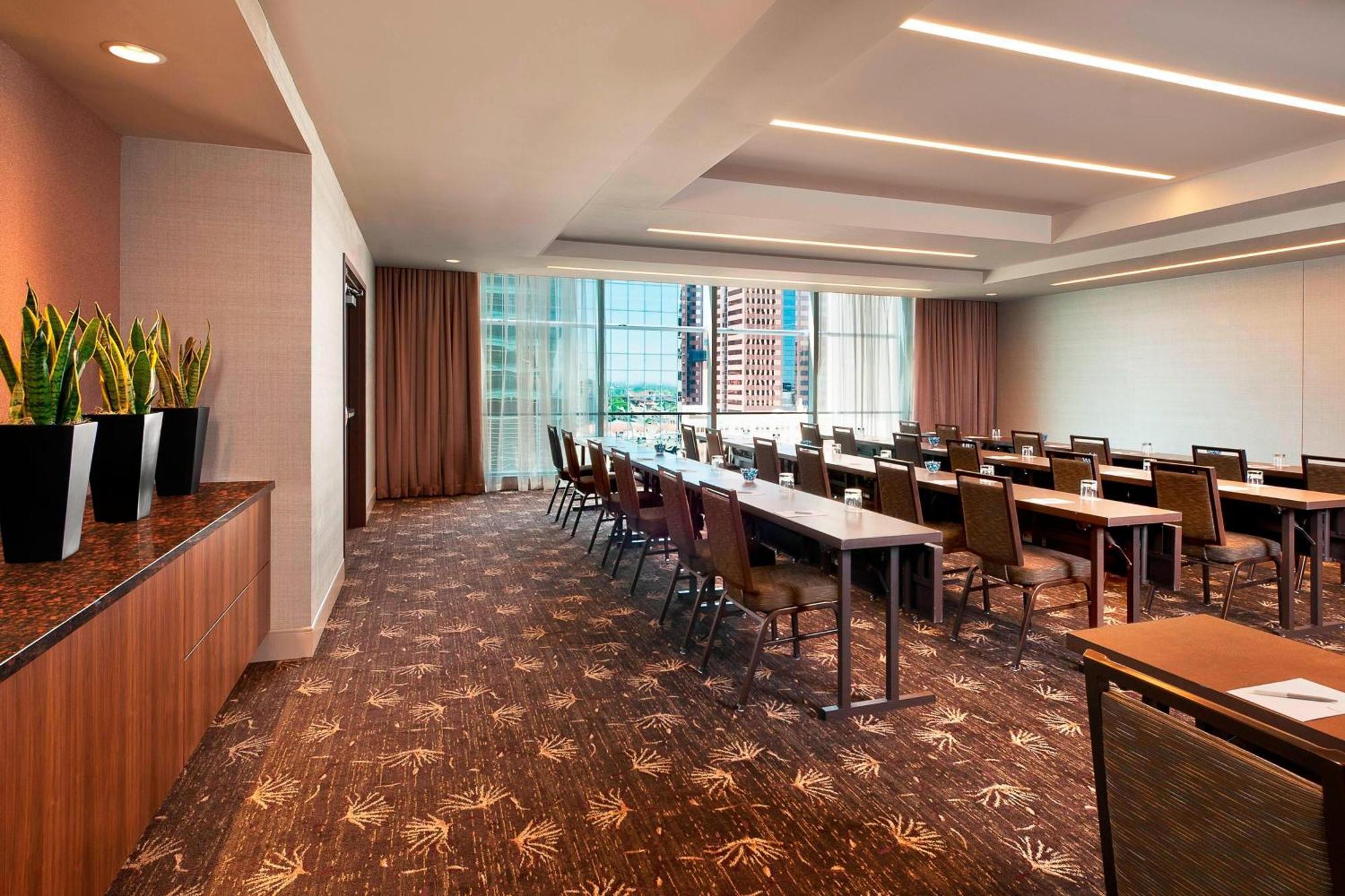 The Westin Phoenix Downtown Екстер'єр фото